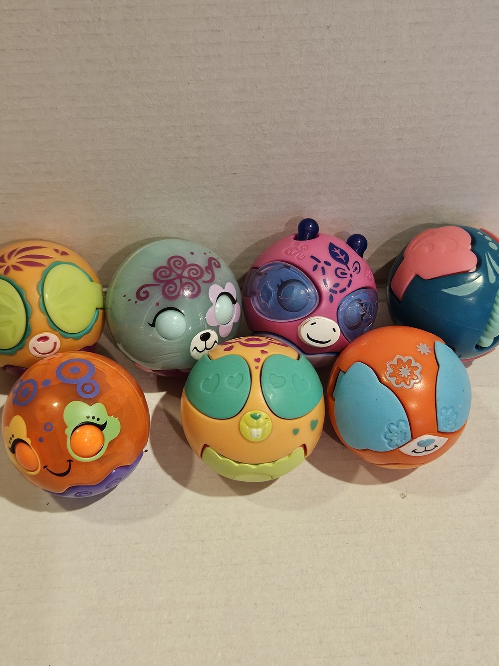 Vintage 2011 Spin Master Zoobles Transforming Ball Toy Lot (7 Pieces) – McDonald